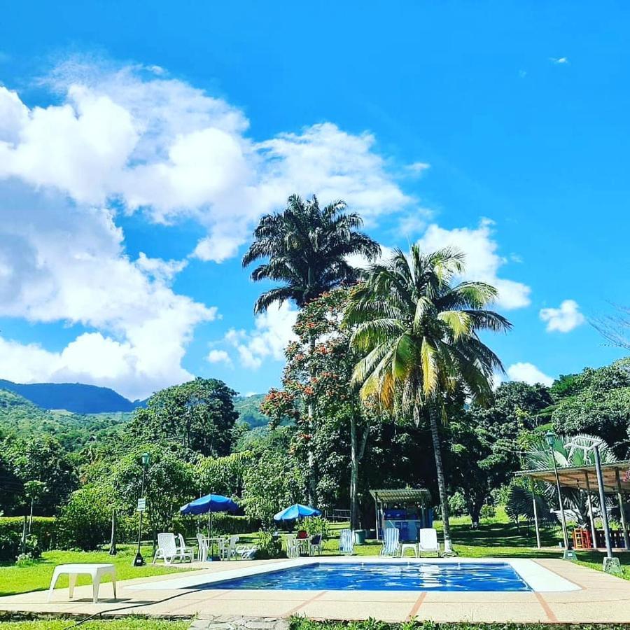 Hotel Playa By Marbar Hoteles Villeta Esterno foto