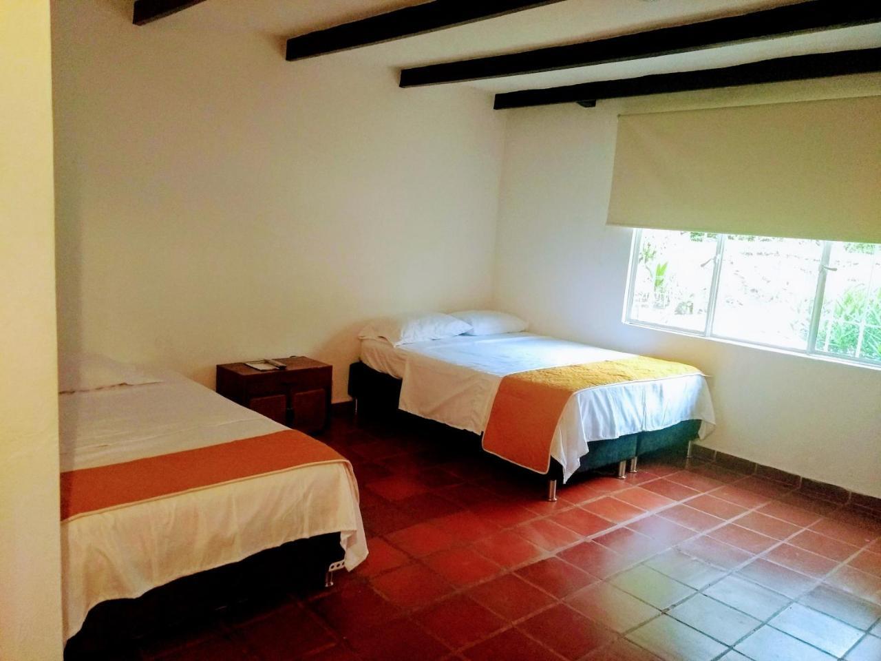 Hotel Playa By Marbar Hoteles Villeta Esterno foto