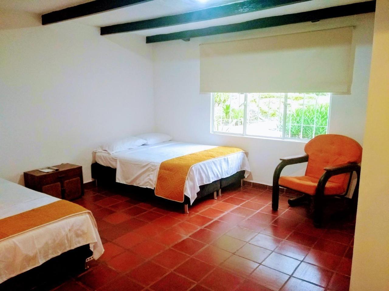Hotel Playa By Marbar Hoteles Villeta Esterno foto