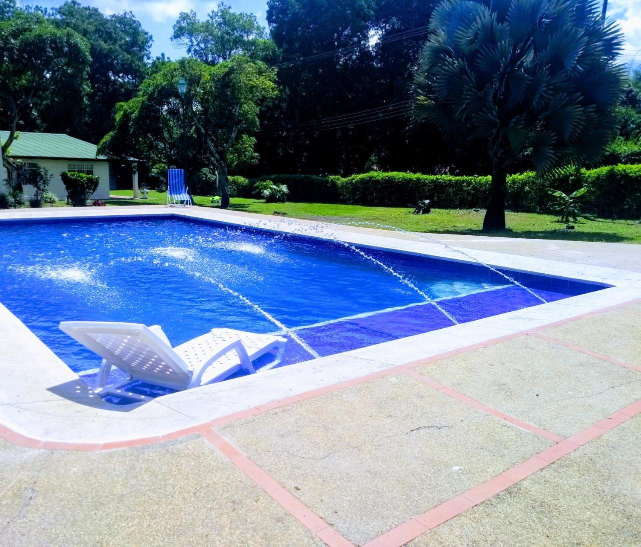 Hotel Playa By Marbar Hoteles Villeta Esterno foto