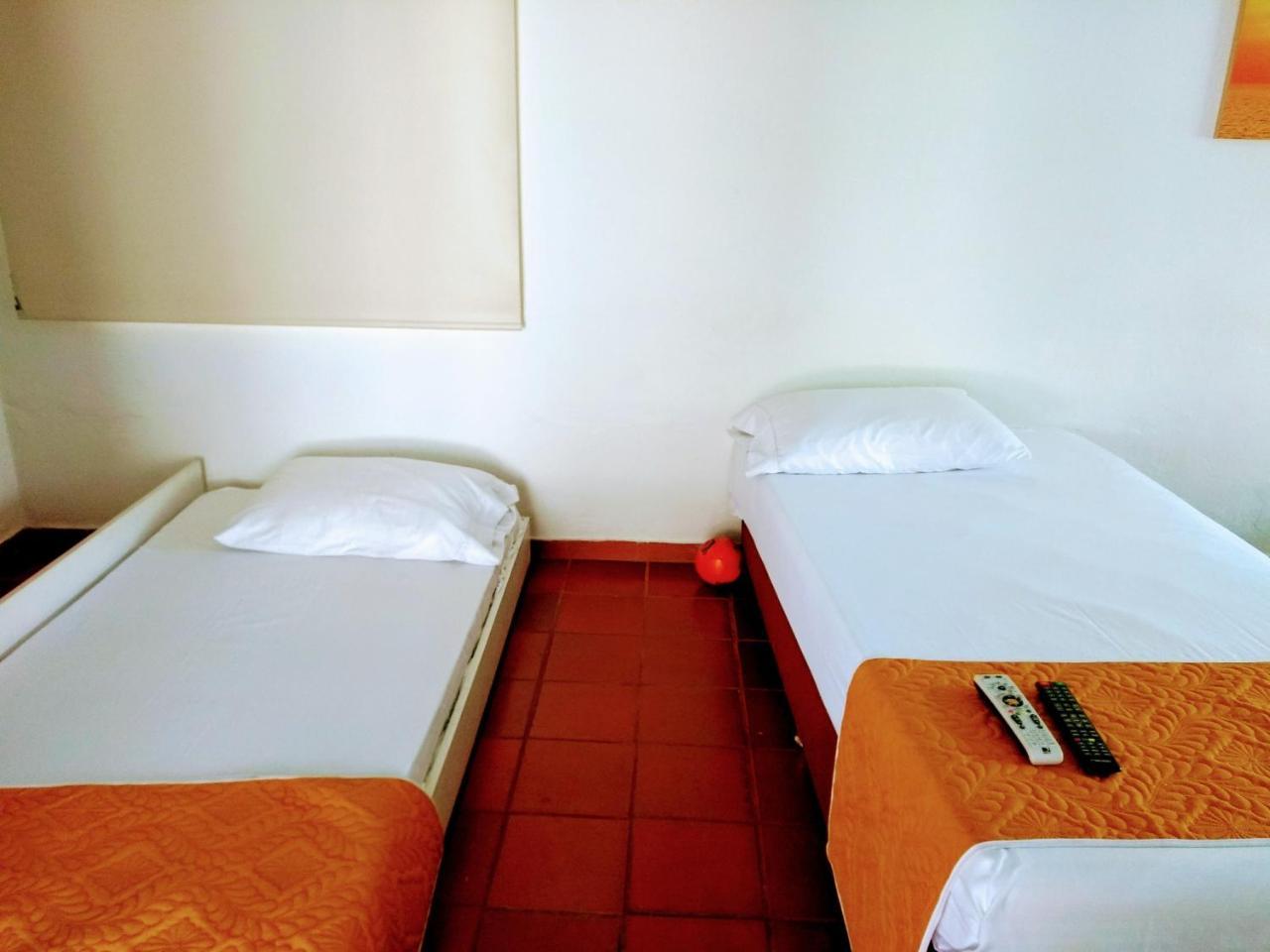 Hotel Playa By Marbar Hoteles Villeta Esterno foto
